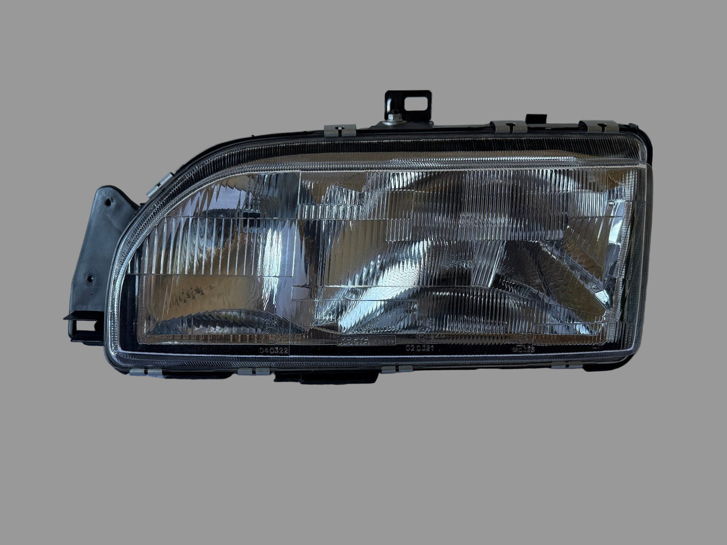 TYC 20-3421-05-2 – Phare avant gauche – Ford Sierra (1987–1993) – Halogène H3/H4 – Manuel