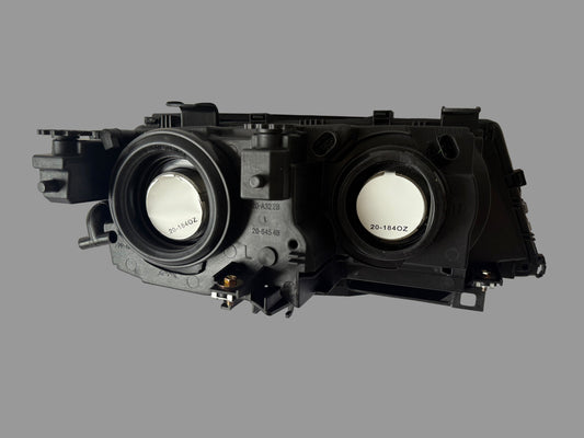 TYC 20-0322-11-2 - Phare Avant Gauche - BMW Série 3 E46 (2001-2005) -Halogène H7/H7 - Titane - Électrique