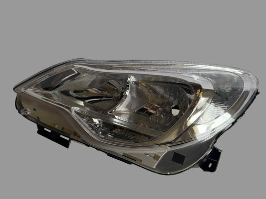 TYC 20-12630-05-2 – Phare avant gauche – Opel Corsa D (2011–2014) – Halogène H1/H7/W21/5W – Électrique – Chrome