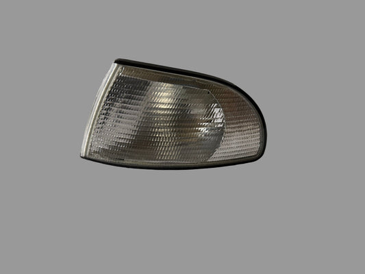 Depo 441-1514L-UE – Linker Vorderblinker – Audi A4 (ab 1995)