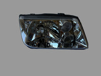 Farol dianteiro direito TYC 20-5677-08-2B Volkswagen Bora 1998 -2005 - H3 / H4