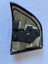 TYC 11-3347-05-2B – Feu arrière droit – Opel Vectra B (1995–1999) – Rouge/Blanc – Occasion