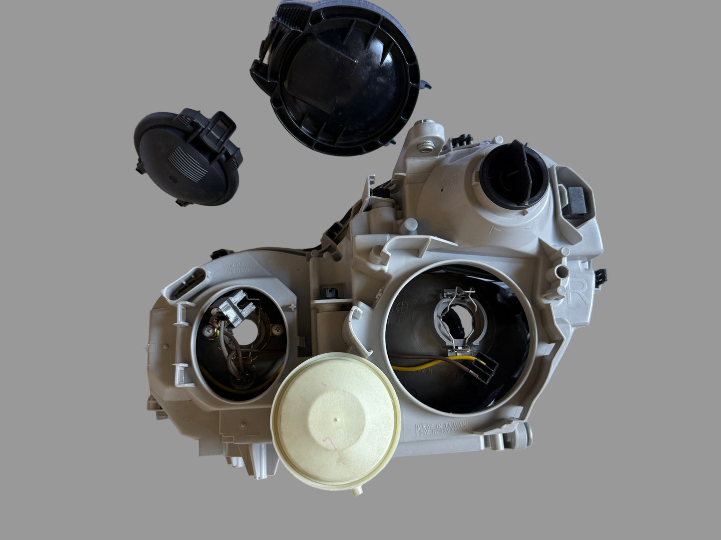 DEPO 440-1124R-LD-E – Phare avant droit – Mercedes Classe C W203 (2000–2002) – Halogène H7/H7 – Électrique