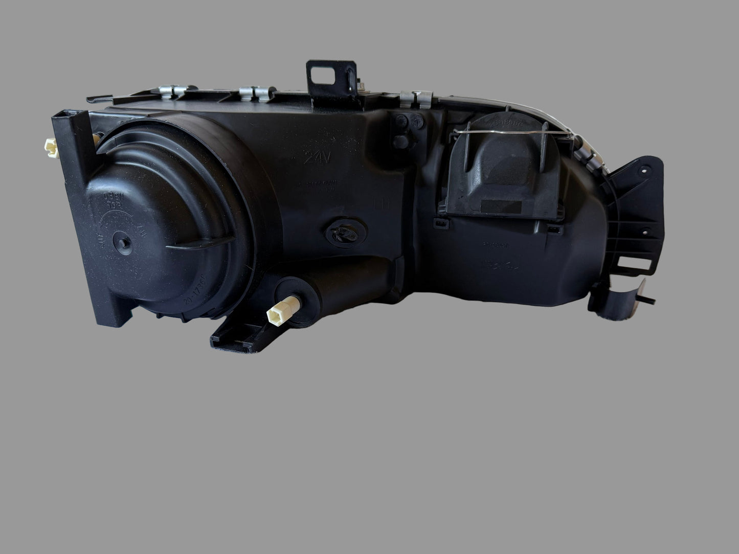 TYC 20-3421-05-2 – Phare avant gauche – Ford Sierra (1987–1993) – Halogène H3/H4 – Manuel