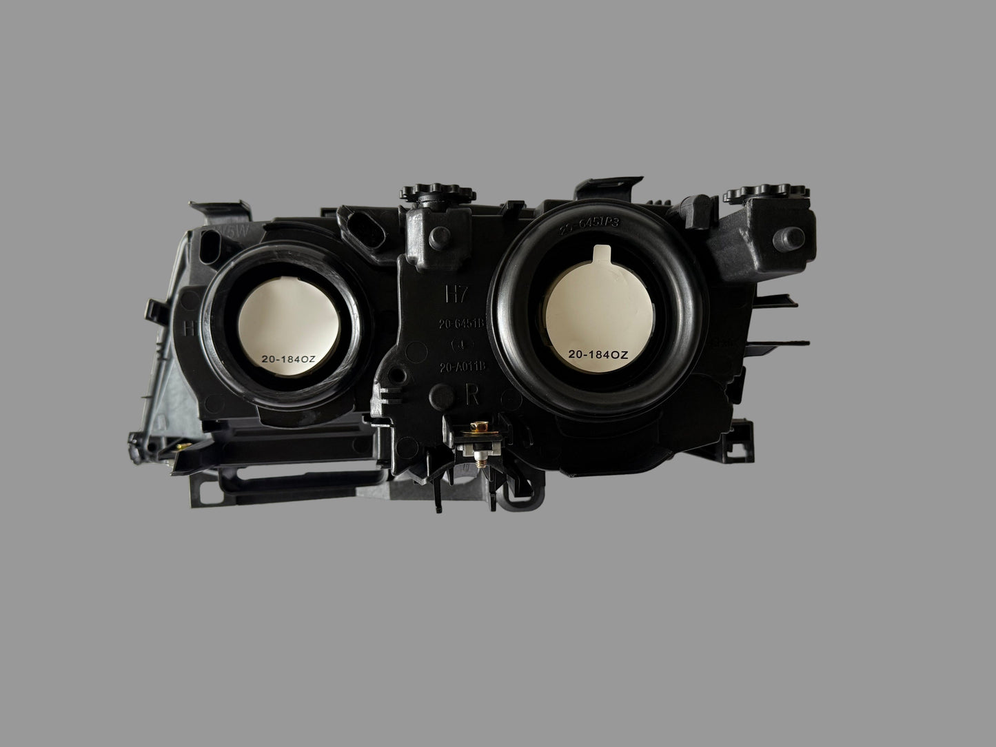 TYC 20-0325-01-2 - Phare Avant Droit - BMW Série 3 E46 Coupé (2001-2003) - Halogène H7/H7 - Noir