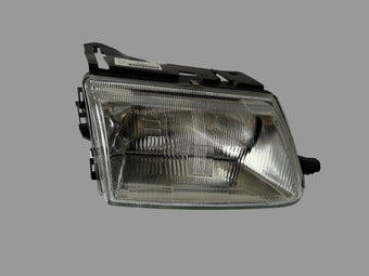 compare product Valeo 085846 - Farol Dianteiro Direito - Citroën Saxo (03/1996–08/1999) – H4