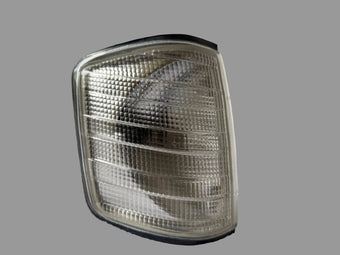 compare product TYC 18-3255-93-2 -Rechter Rücklicht Klar – Mercedes-Benz W201 (1982–1993)