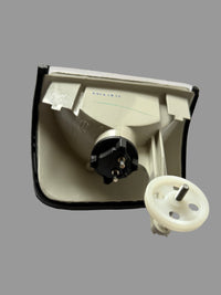 TYC 18-3256-93-2 – Clignotant Avant Gauche– Mercedes-Benz W201 (1982–1993)