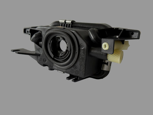 TYC 19-0420-01-9 – Linker Voor Mistlamp – Mercedes-Benz Klasse C W203 vanaf 2004